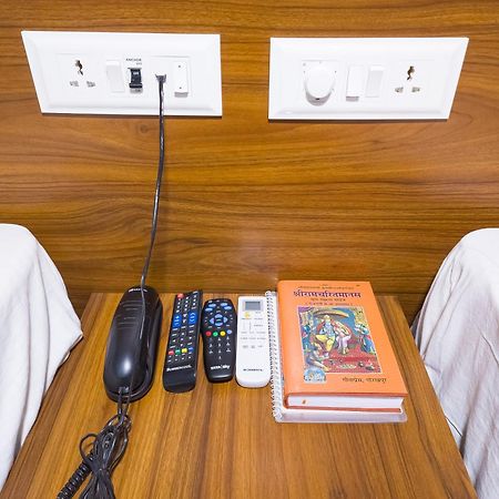 ホテル Amritara Ramila Kutir Ayodhya エクステリア 写真