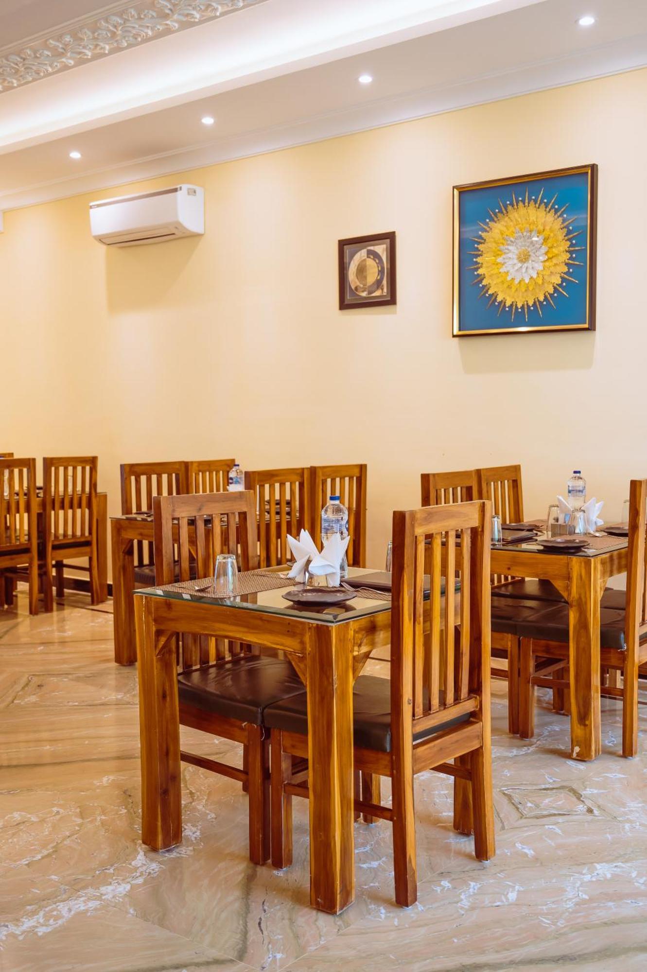 ホテル Amritara Ramila Kutir Ayodhya エクステリア 写真